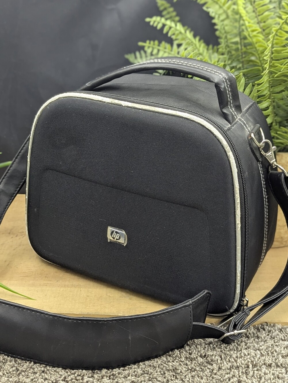 HP Carry Bag Perfect For A Thermal Printer And Labels For The Business On The Go